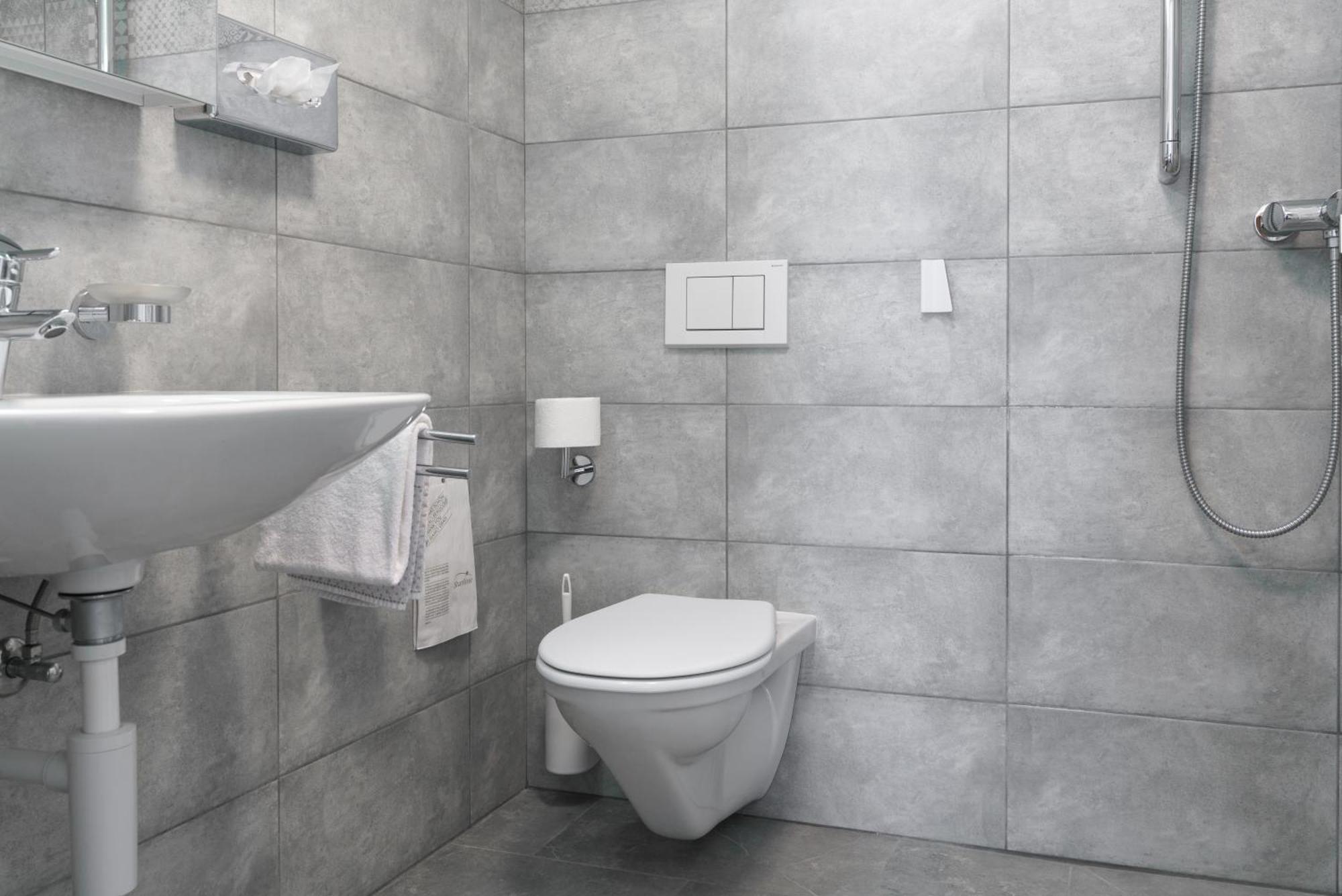 Cà del Borgo, Rooms&Suites Poschiavo Quarto foto