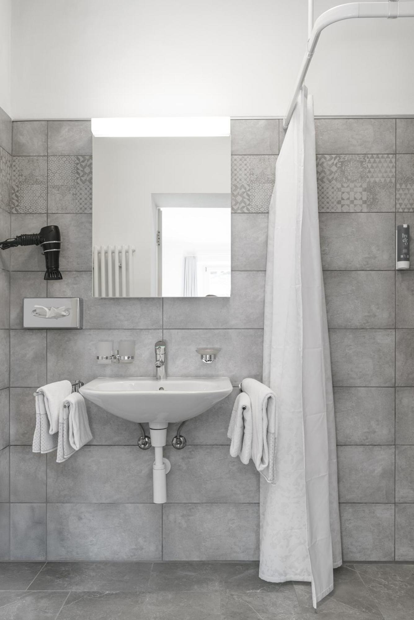Cà del Borgo, Rooms&Suites Poschiavo Quarto foto